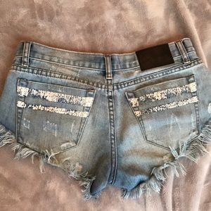 One Teaspoon Jean Shorts - RARE DESIGN!